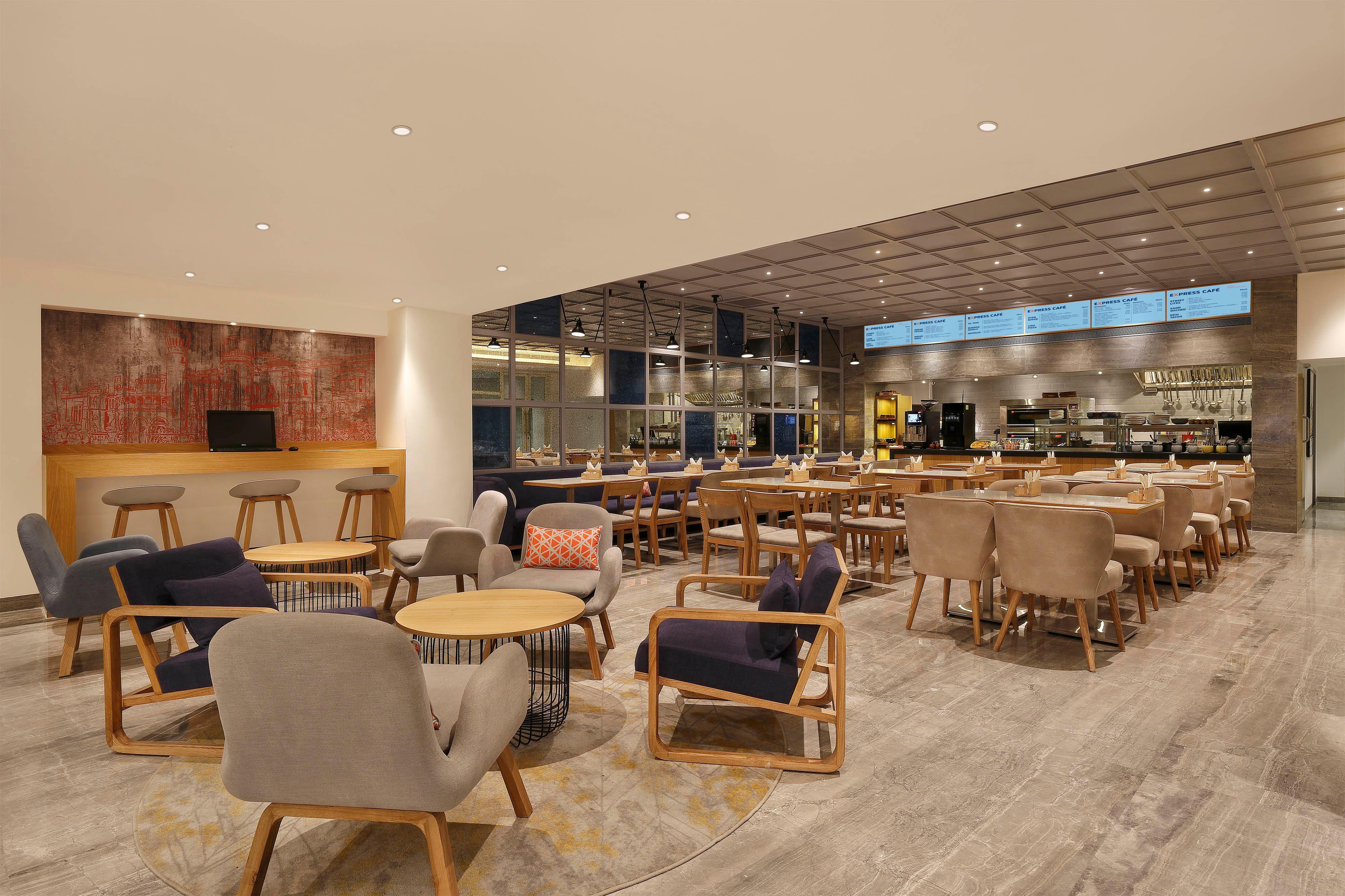 Holiday Inn Express Bengaluru Yeshwantpur By Ihg Exterior photo